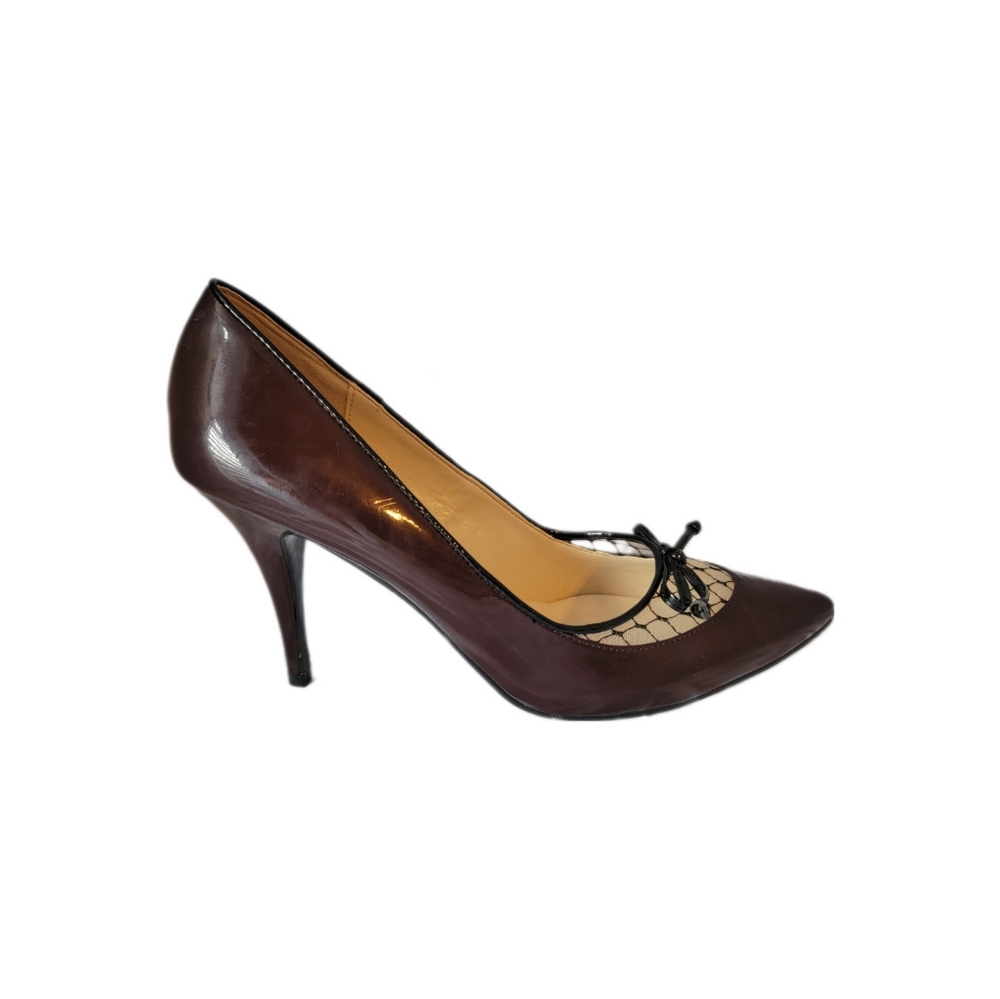 Audrey Brooke Lace sz 10 Heels EUC